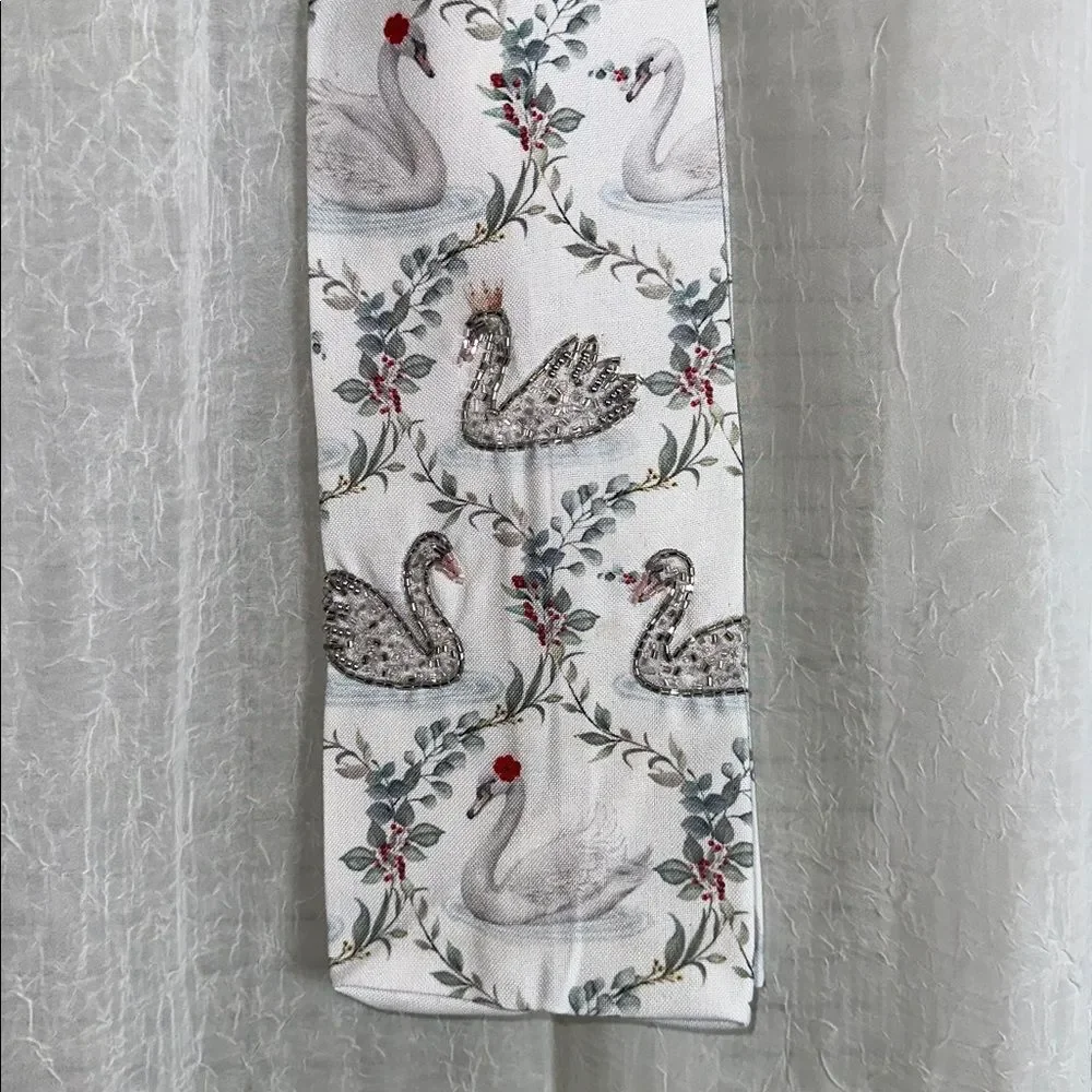 Sincerely Santa White Green Red Christmas Swans Canvas Wine Gift Bag